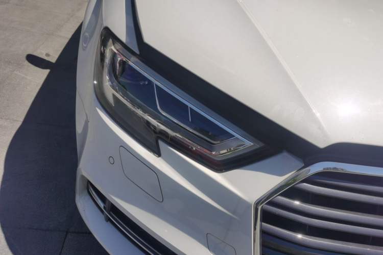 Used Audi A3 2018 30th Anniversary Edition Sportback 35 TFSI Sport Model Right Front Headlight