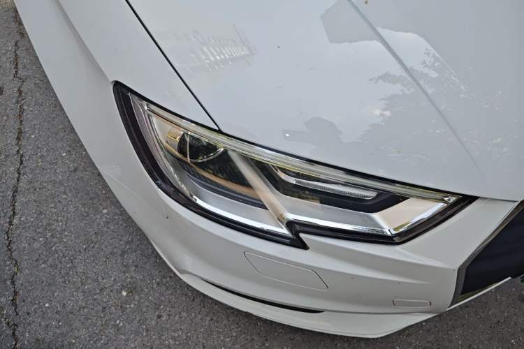 Used Audi A3 2018 30th Anniversary Edition Limousine 35 TFSI Ambition Model Right Front Headlight