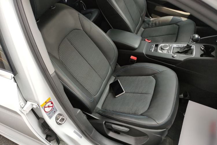 Used Audi A3 2018 30th Anniversary Edition Limousine 35 TFSI Fashion Model Right Front Seat
