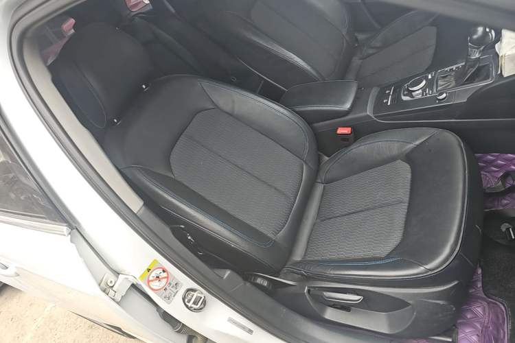 Used Audi A3 2018 30th Anniversary Edition Sportback 35 TFSI Fashion Model Right Front Seat