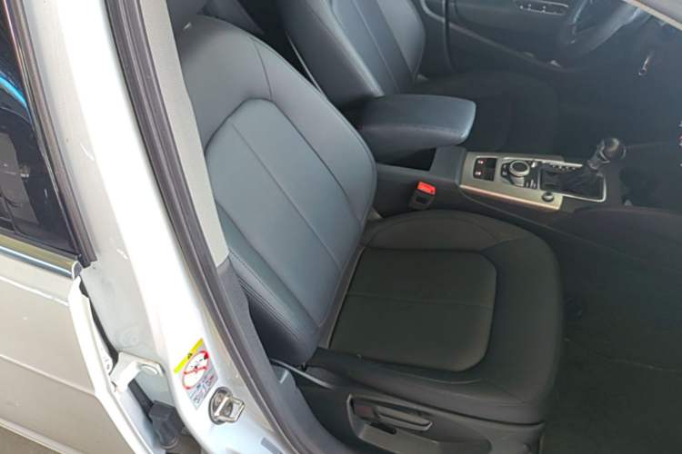 Used Audi A3 2018 30th Anniversary Edition Sportback 35 TFSI Ambition Model Right Front Seat