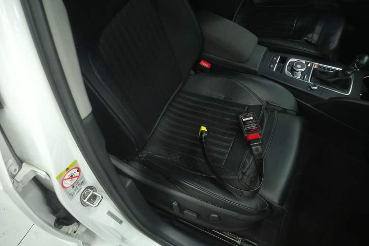 Used Audi A3 2018 30th Anniversary Edition Sportback 35 TFSI Sport Model Right Front Seat