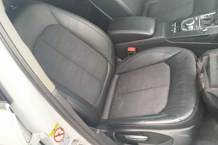 Used Audi A3 2018 30th Anniversary Edition Limousine 35 TFSI Fashion Model Right Front Seat