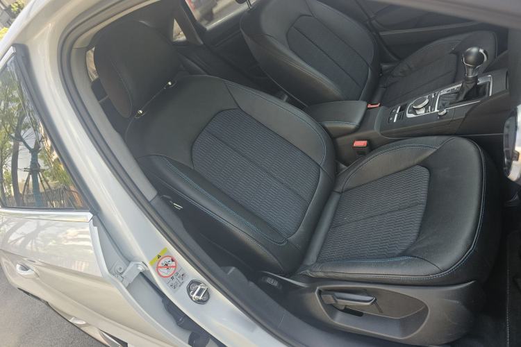 Used Audi A3 2018 30th Anniversary Edition Limousine 35 TFSI Fashion Model Right Front Seat