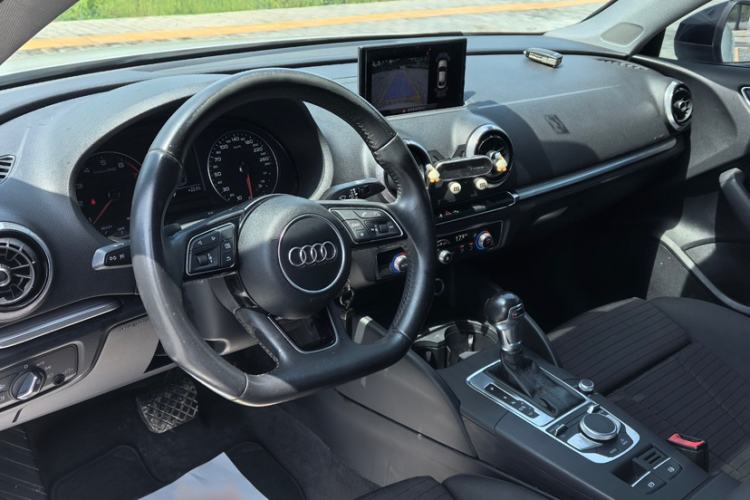 Used Audi A3 2018 30th Anniversary Edition Limousine 35 TFSI Sport Model Right Front Seat