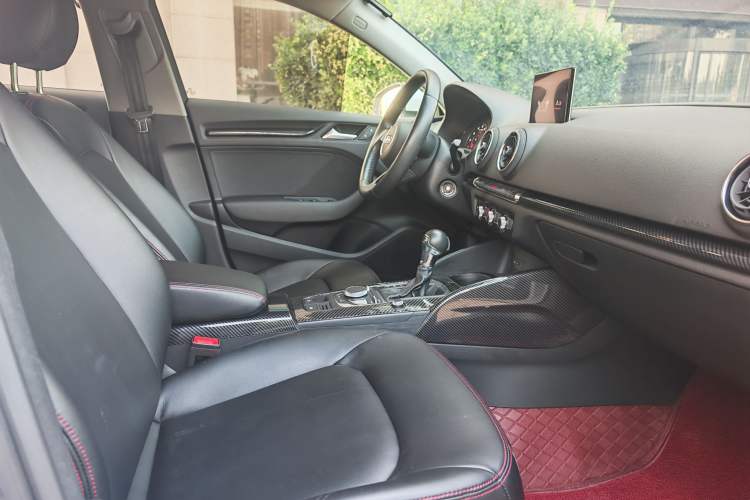 Used Audi A3 2018 30th Anniversary Edition Sportback 35 TFSI Ambition Model Right Front Seat