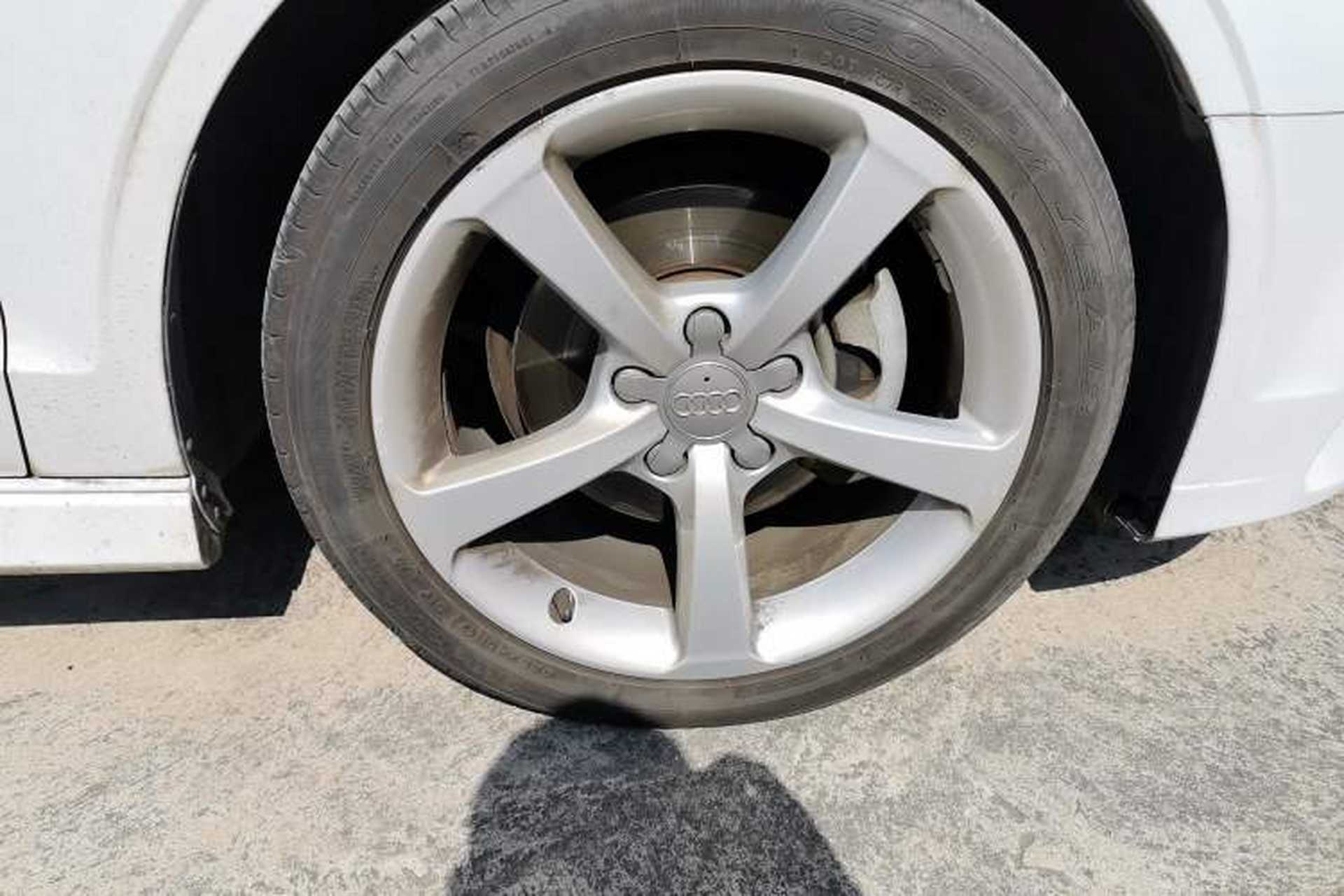 Used Audi A3 2018 30th Anniversary Edition Limousine 35 TFSI Fashion Model Right Front Wheel Hub