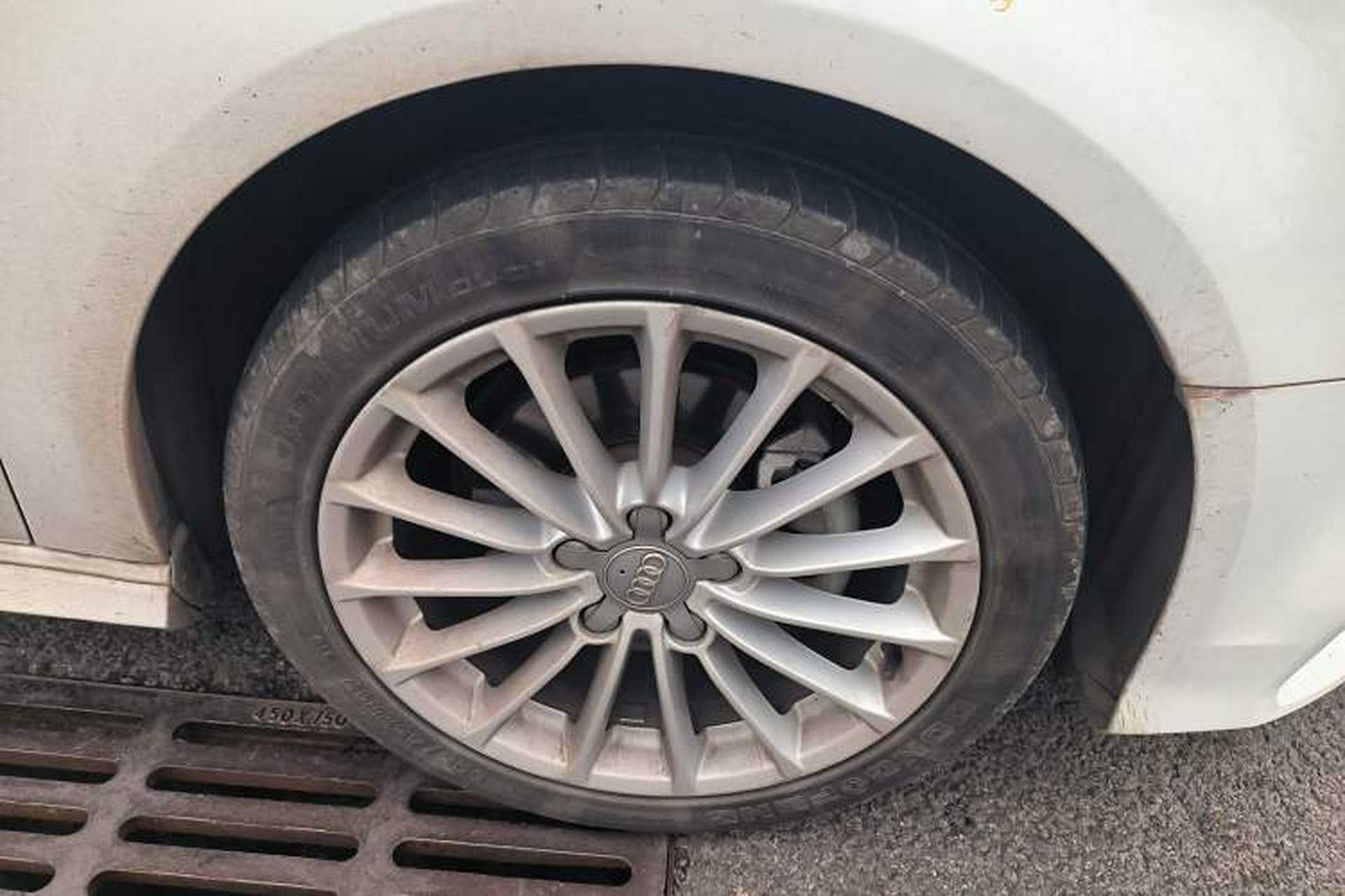 Used Audi A3 2018 30th Anniversary Edition Sportback 35 TFSI Fashion Model Right Front Wheel Hub