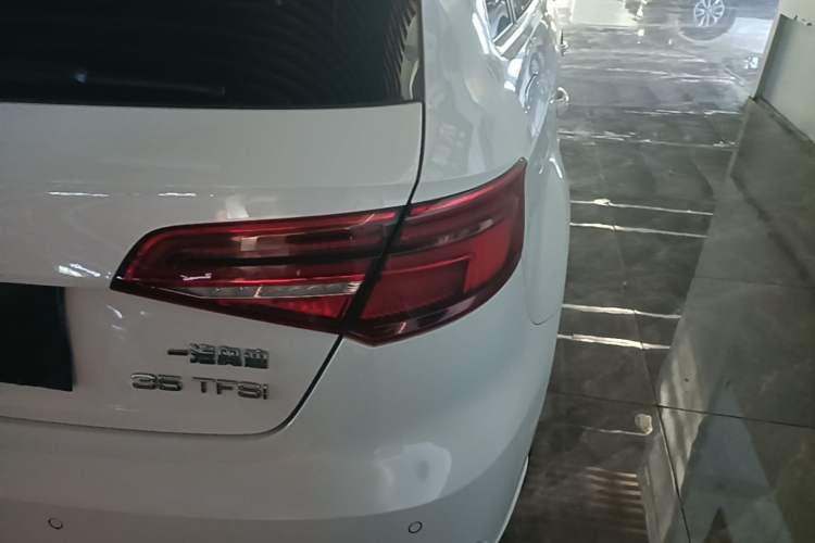 Used Audi A3 2018 30th Anniversary Edition Sportback 35 TFSI Fashion Model Right Rear Taillight