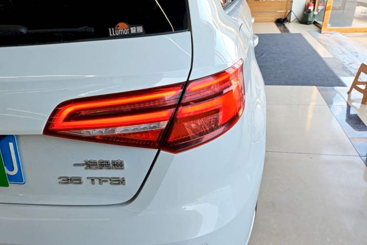 Used Audi A3 2018 30th Anniversary Edition Sportback 35 TFSI Fashion Model Right Rear Taillight