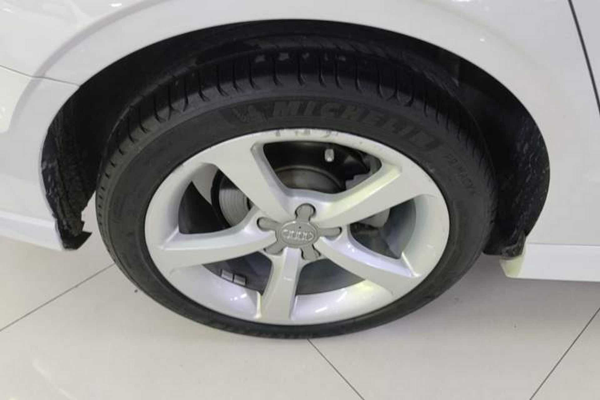 Used Audi A3 2018 30th Anniversary Edition Limousine 35 TFSI Fashion Model Right Rear Wheel Hub