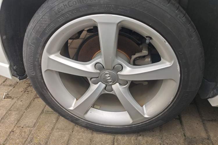 Used Audi A3 2018 30th Anniversary Edition Limousine 35 TFSI Fashion Model Right Rear Wheel Hub