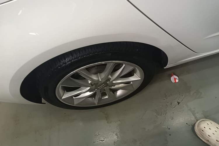 Used Audi A3 2018 30th Anniversary Edition Sportback 35 TFSI Ambition Model Right Rear Wheel Hub