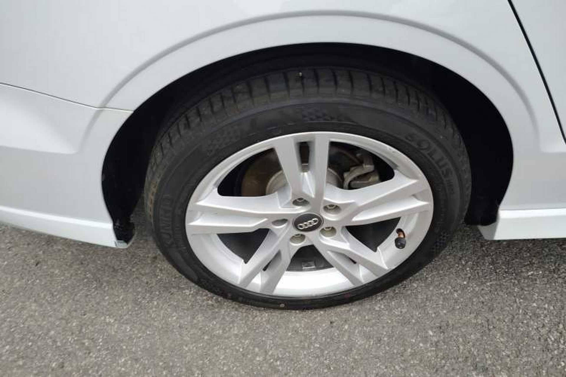 Used Audi A3 2018 30th Anniversary Edition Limousine 35 TFSI Fashion Model Right Rear Wheel Hub