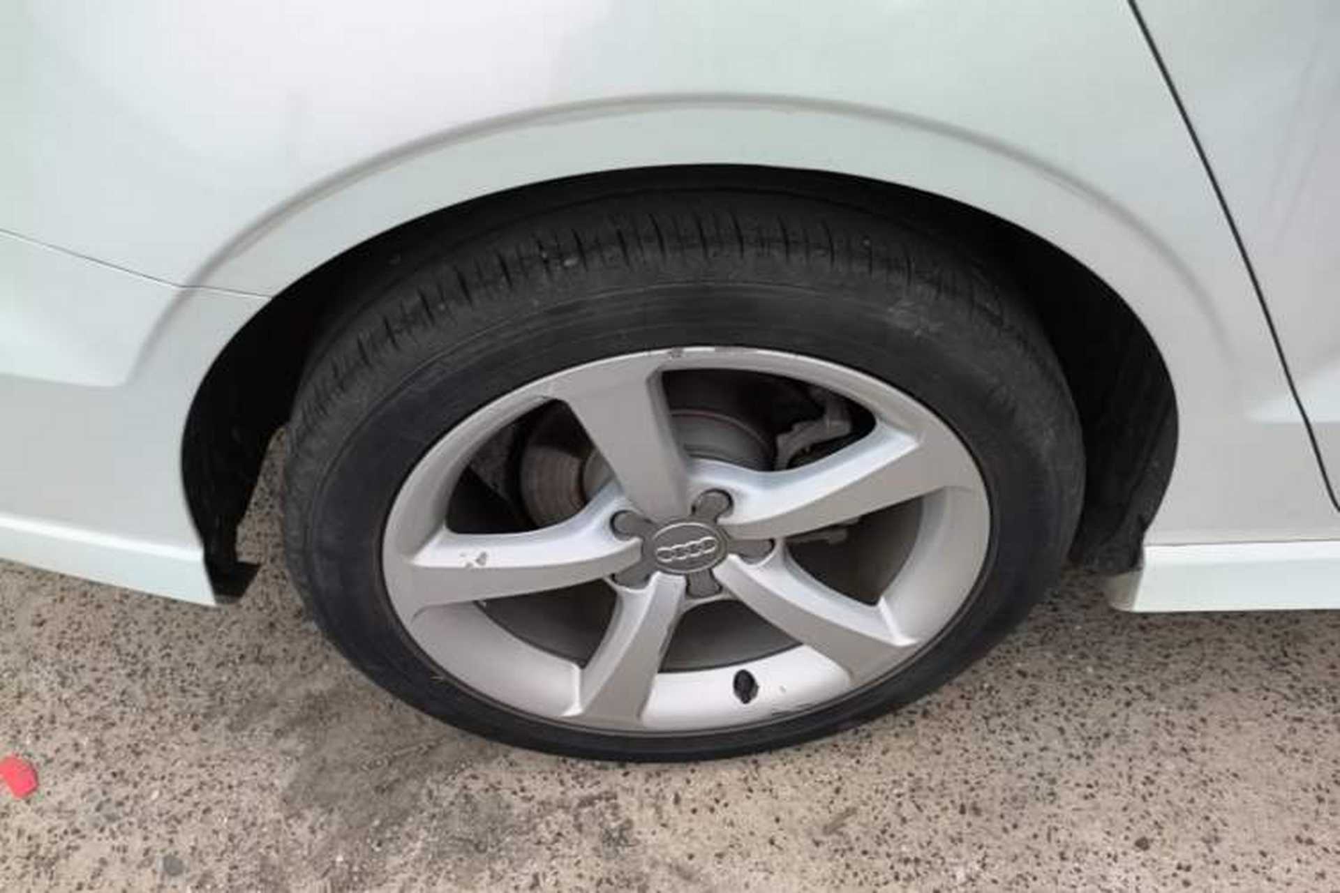 Used Audi A3 2018 30th Anniversary Edition Limousine 35 TFSI Fashion Model Right Rear Wheel Hub