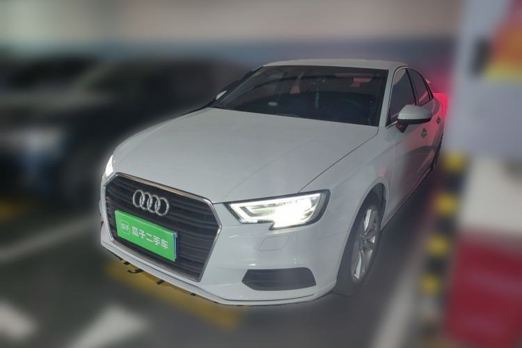 Used Audi A3 2018 30th Anniversary Edition Limousine 35 TFSI Ambition Model Guazi used car, China used car export, Used car for sale, Used cars, Cheapest cars for sale