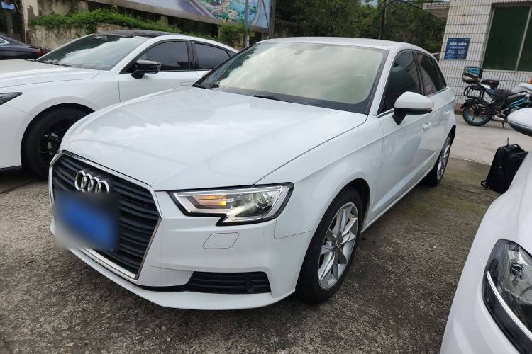 Gebrauchter Audi A3 2018 30th Anniversary Edition Sportback 35 TFSI Ambition Model Guazi used car, China used car export, Used car for sale, Used  cars, Cheapest cars for sale