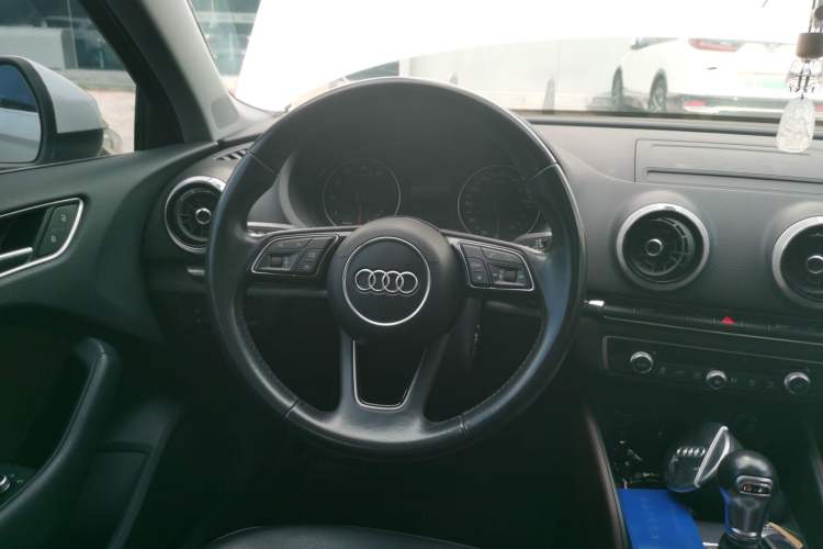 Used Audi A3 2018 30th Anniversary Edition Limousine 35 TFSI Style Model Steering Wheel