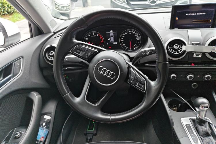 Used Audi A3 2018 30th Anniversary Edition Sportback 35 TFSI Fashion Model Steering Wheel