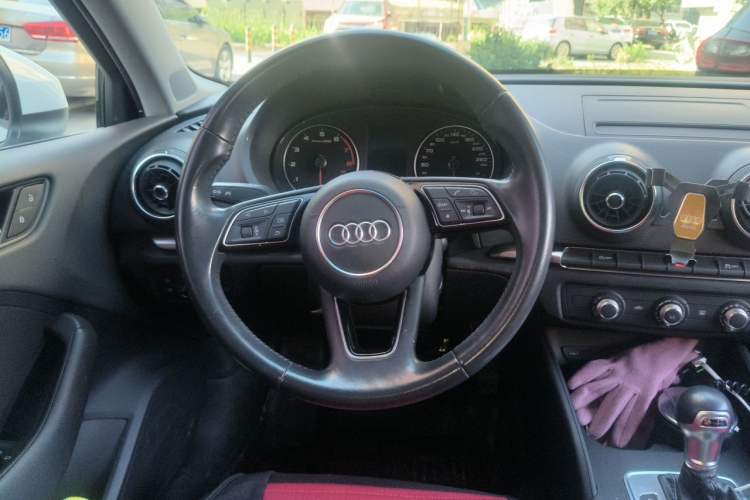 Used Audi A3 2018 30th Anniversary Edition Limousine 35 TFSI Ambition Model Steering Wheel