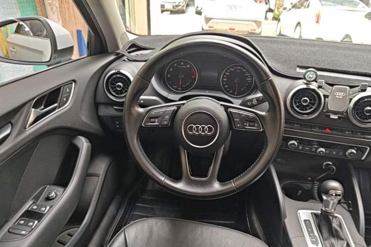 Used Audi A3 2018 30th Anniversary Edition Limousine 35 TFSI Ambition Model Steering Wheel