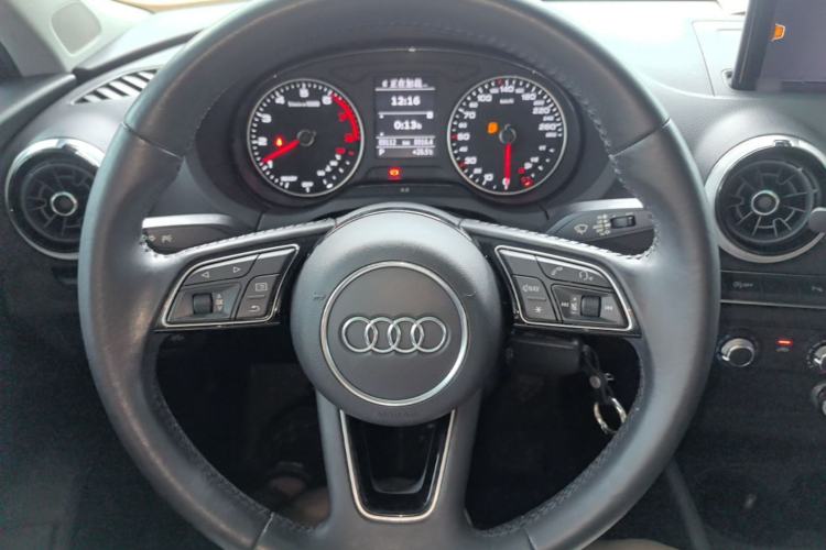 Used Audi A3 2018 30th Anniversary Edition Sportback 35 TFSI Fashion Model Steering Wheel