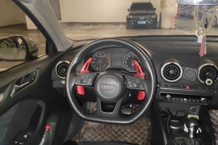 Used Audi A3 2018 30th Anniversary Edition Limousine 35 TFSI Sport Model Steering Wheel