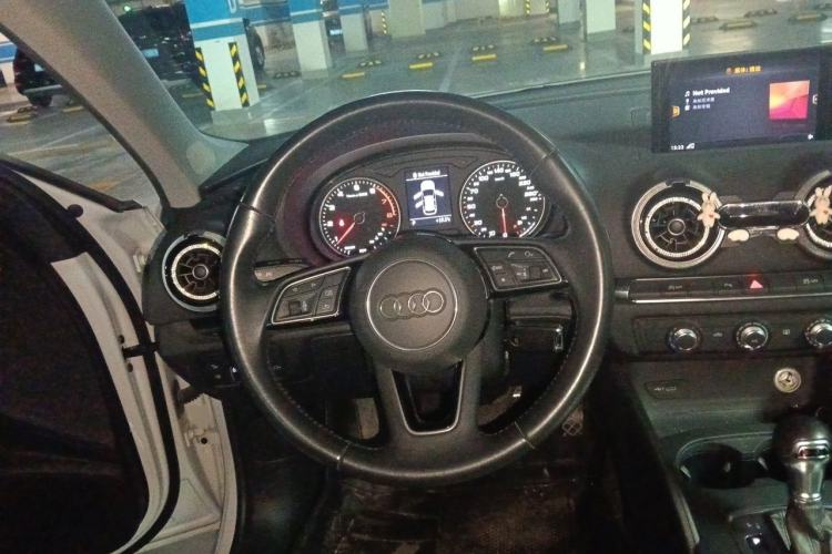 Used Audi A3 2018 30th Anniversary Edition Sportback 35 TFSI Fashion Model Steering Wheel