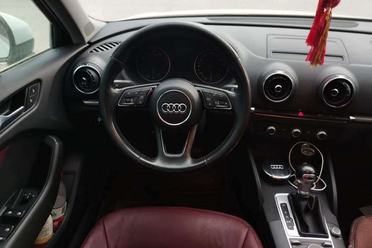 Used Audi A3 2018 30th Anniversary Edition Sportback 35 TFSI Ambition Model Steering Wheel