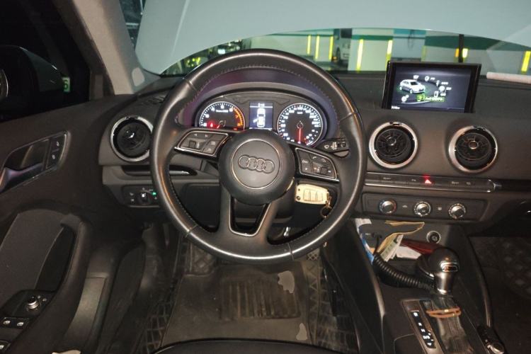 Used Audi A3 2018 30th Anniversary Edition Sportback 35 TFSI Fashion Model Steering Wheel