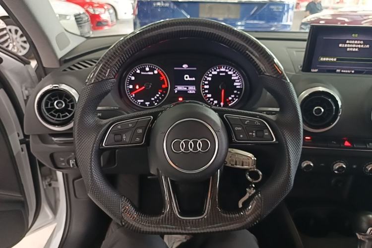 Used Audi A3 2018 30th Anniversary Edition Limousine 35 TFSI Fashion Model Steering Wheel