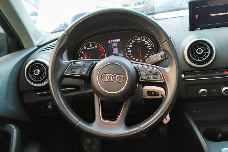 Used Audi A3 2018 30th Anniversary Edition Sportback 35 TFSI Fashion Model Steering Wheel