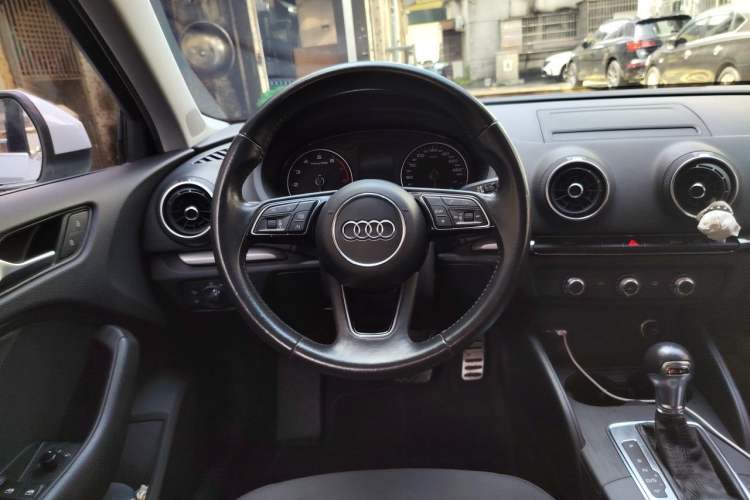 Used Audi A3 2018 30th Anniversary Edition Limousine 35 TFSI Ambition Model Steering Wheel