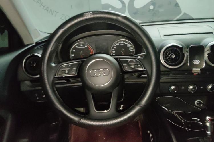 Used Audi A3 2018 30th Anniversary Edition Sportback 35 TFSI Fashion Model Steering Wheel