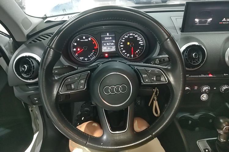 Used Audi A3 2018 30th Anniversary Edition Limousine 35 TFSI Fashion Model Steering Wheel