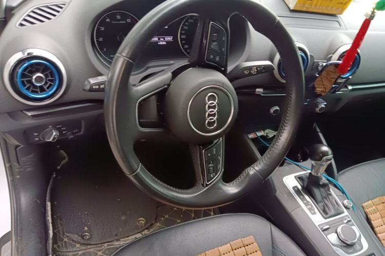 Used Audi A3 2018 30th Anniversary Edition Sportback 35 TFSI Fashion Model Steering Wheel