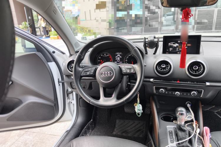 Used Audi A3 2018 30th Anniversary Edition Limousine 35 TFSI Style Model Steering Wheel