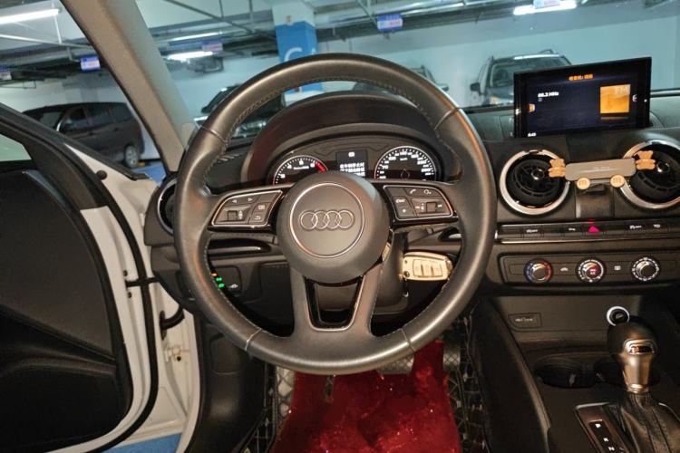 Used Audi A3 2018 30th Anniversary Edition Sportback 35 TFSI Fashion Model Steering Wheel