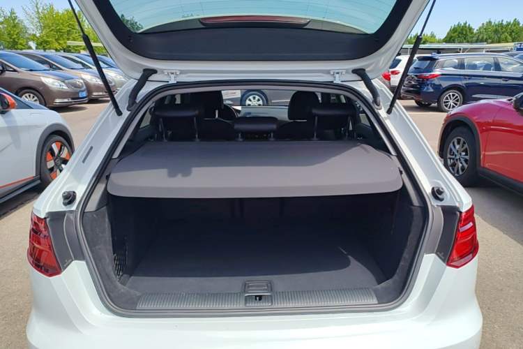 Used Audi A3 2018 30th Anniversary Edition Sportback 35 TFSI Style Model Trunk