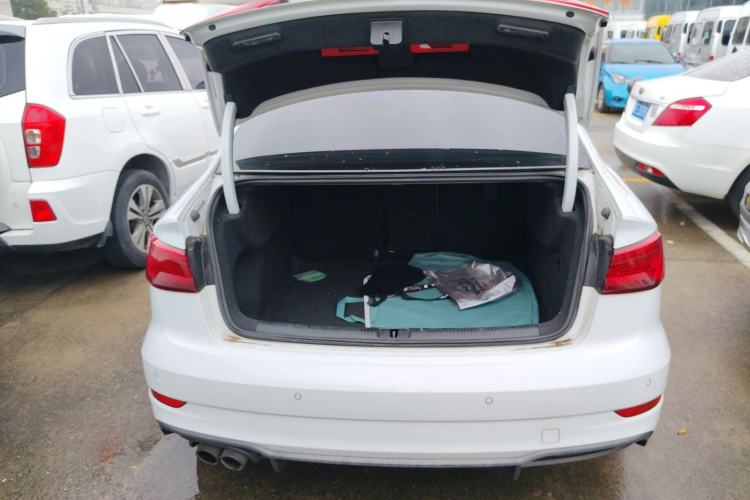 Used Audi A3 2018 30th Anniversary Edition Limousine 35 TFSI Fashion Model Trunk