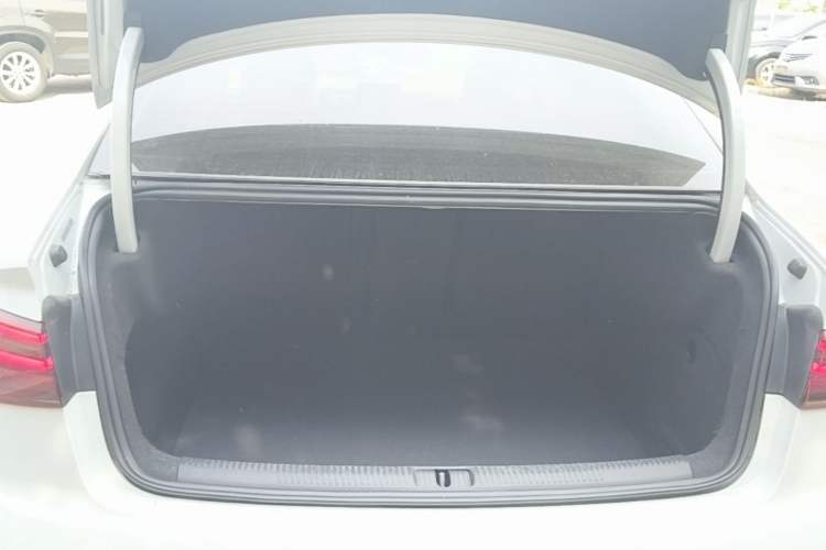 Used Audi A3 2018 30th Anniversary Edition Limousine 35 TFSI Fashion Model Trunk