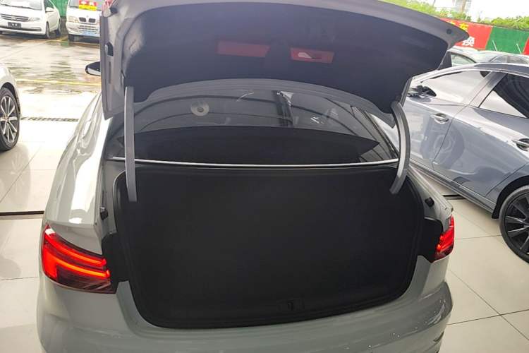 Used Audi A3 2018 30th Anniversary Edition Limousine 35 TFSI Fashion Model Trunk