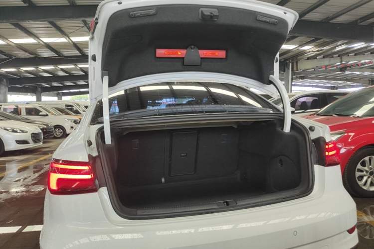 Used Audi A3 2018 30th Anniversary Edition Limousine 35 TFSI Fashion Model Trunk