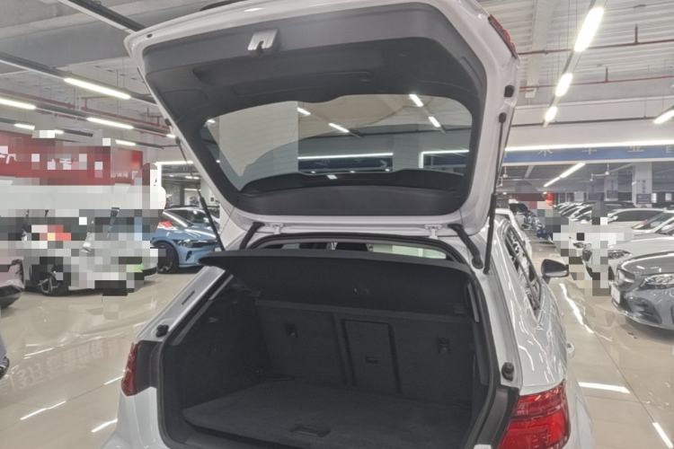 Used Audi A3 2018 30th Anniversary Edition Sportback 35 TFSI Fashion Model Trunk