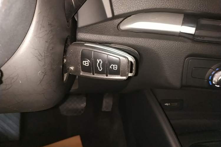 Used Audi A3 2018 30th Anniversary Edition Sportback 35 TFSI Ambition Model Vehicle Key