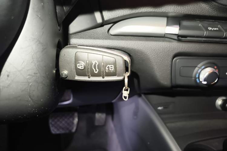 Used Audi A3 2018 30th Anniversary Edition Limousine 35 TFSI Ambition Model Vehicle Key