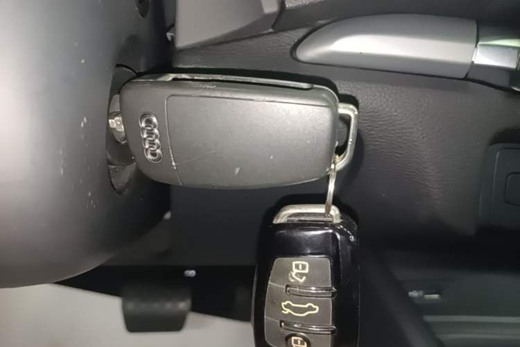 Used Audi A3 2018 30th Anniversary Edition Sportback 35 TFSI Ambition Model Vehicle Key