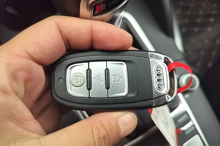 Used Audi A3 2018 30th Anniversary Edition Sportback 35 TFSI Ambition Model Vehicle Key