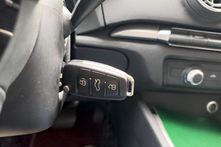 Used Audi A3 2018 30th Anniversary Edition Sportback 35 TFSI Ambition Model Vehicle Key