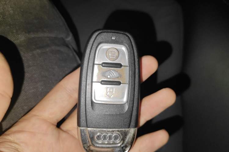 Used Audi A3 2018 30th Anniversary Edition Limousine 35 TFSI Sport Model Vehicle Key